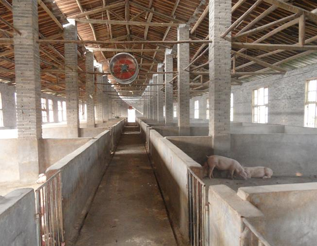 養殖場氨氣報警器聯動風機